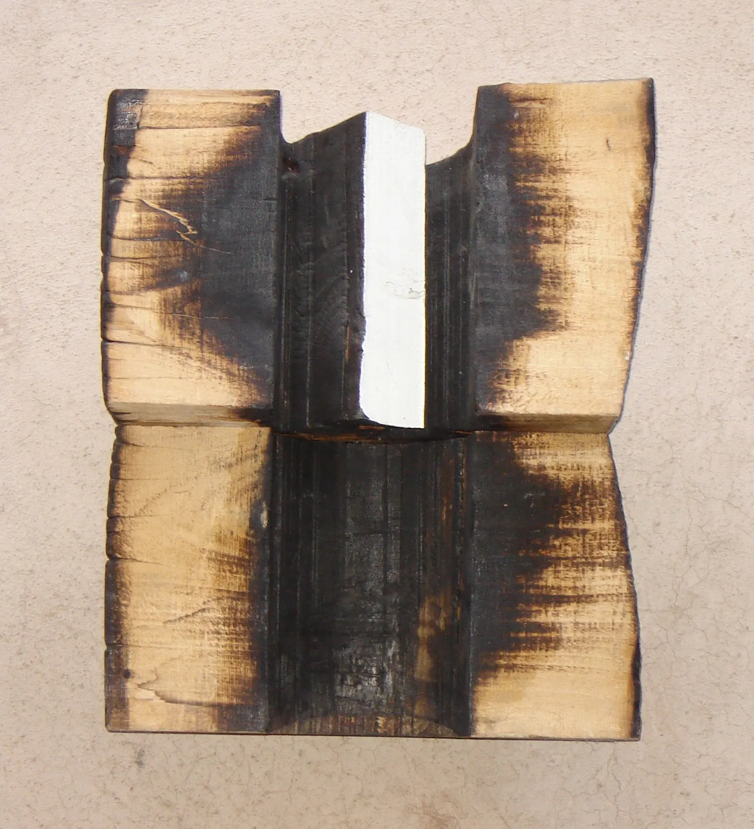 Senza titolo (legno e combustione)